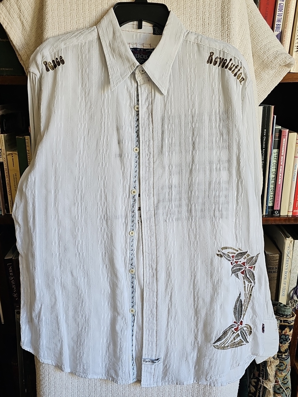 English Laundry White Button-Down Shirt with Embroidered Floral Detail